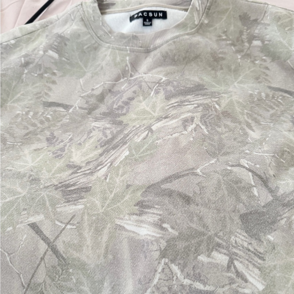 PacSun Olive and Gray Patterned Sweatshirt